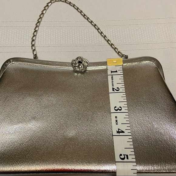 Silver Metallic Womens Vintage Mini Bag with  Decorative Clip Closure - Picture 6 of 8